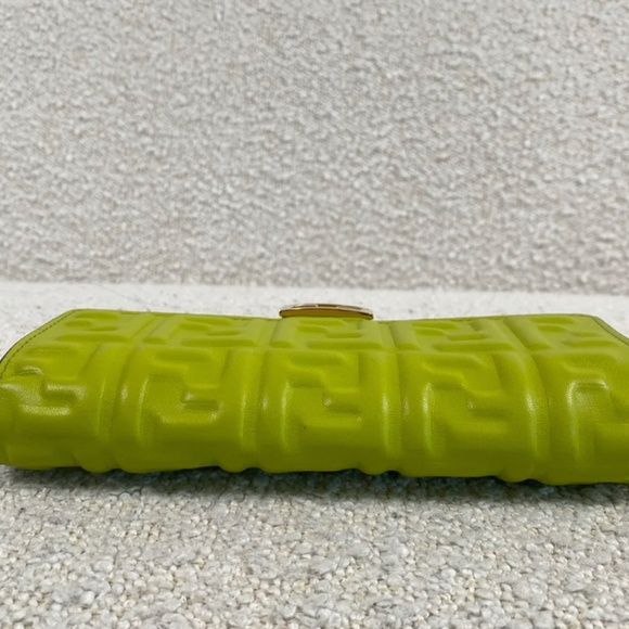 Authentic Pre-owned Baguette Continental With Chain Green - Picture 13 of 16